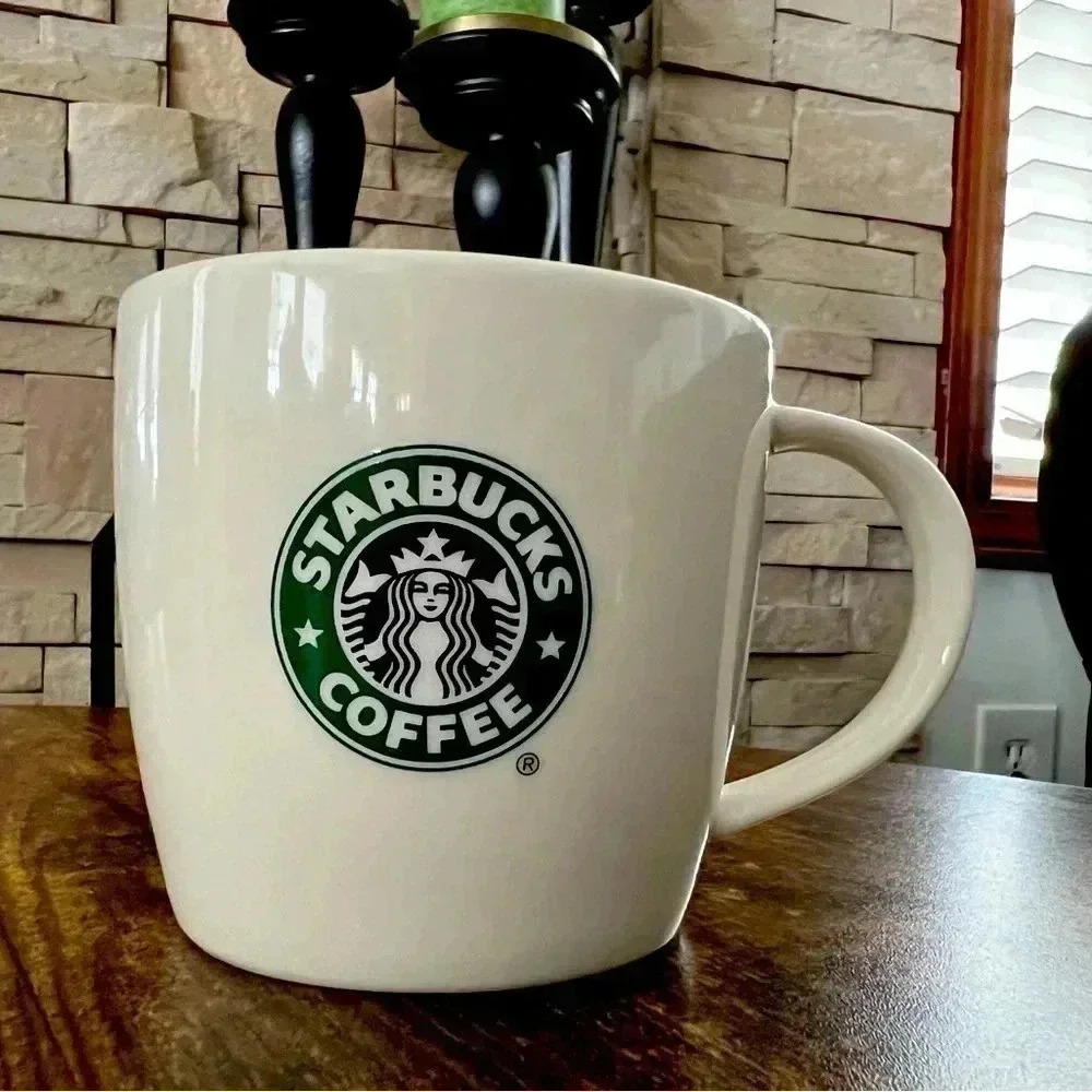 Starbucks Coffee | bone china cup from 2008.